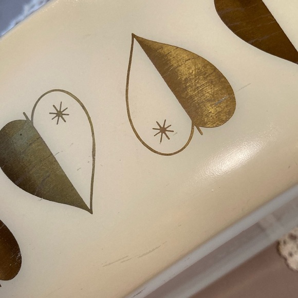 Vintage Pyrex Golden Hearts Oval Casserole 1958 - Picture 2 of 16